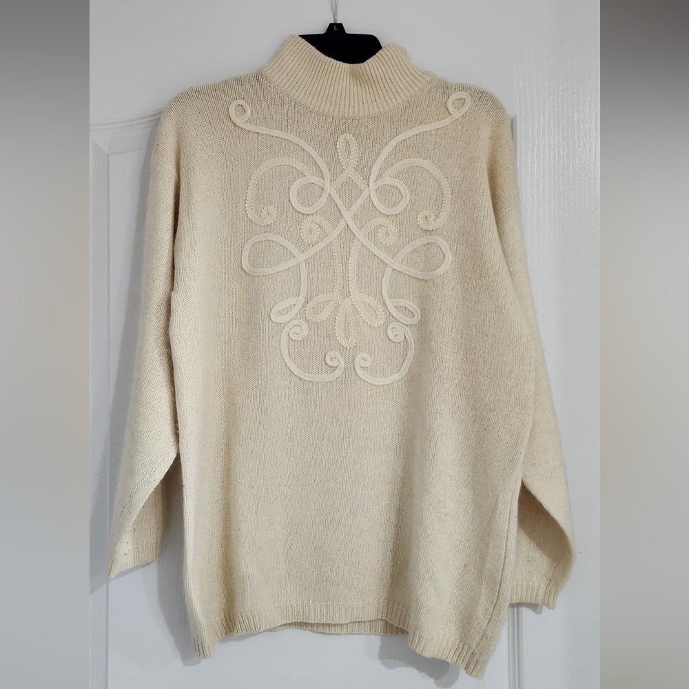 Vintage Santoria Silk/Wool Blend Cream Sweater